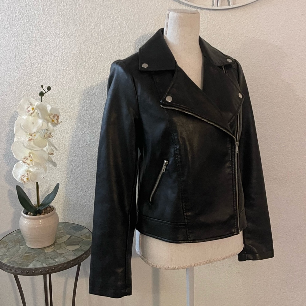 Forever 21 Black Leather Moto Jacket